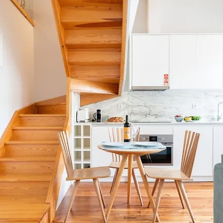 Framed Corner By Portugal Active Apartment Porto