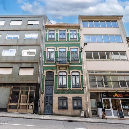 Apartment Framed Corner By Portugal Active Porto